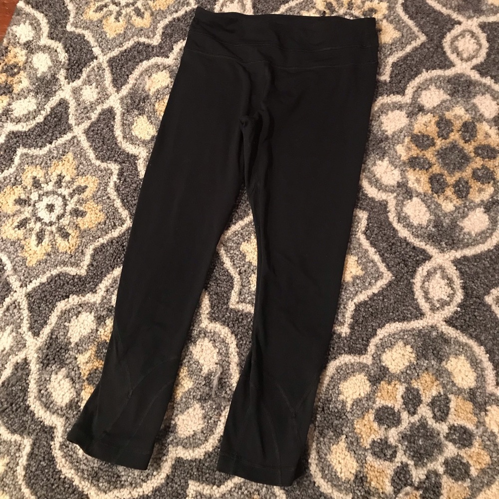 Lululemon size4